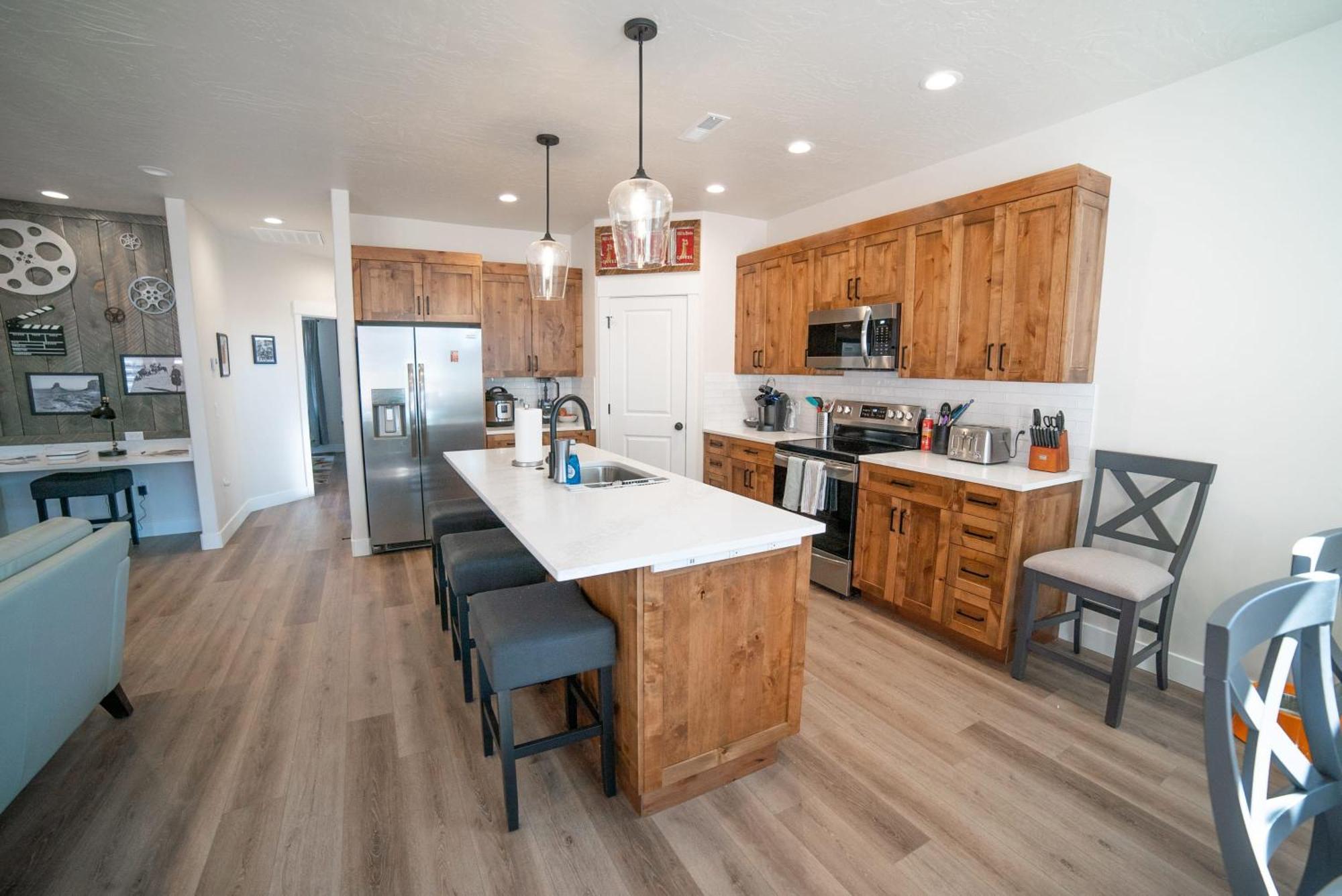 Hollywood Hangout - New West Properties Kanab Exteriör bild