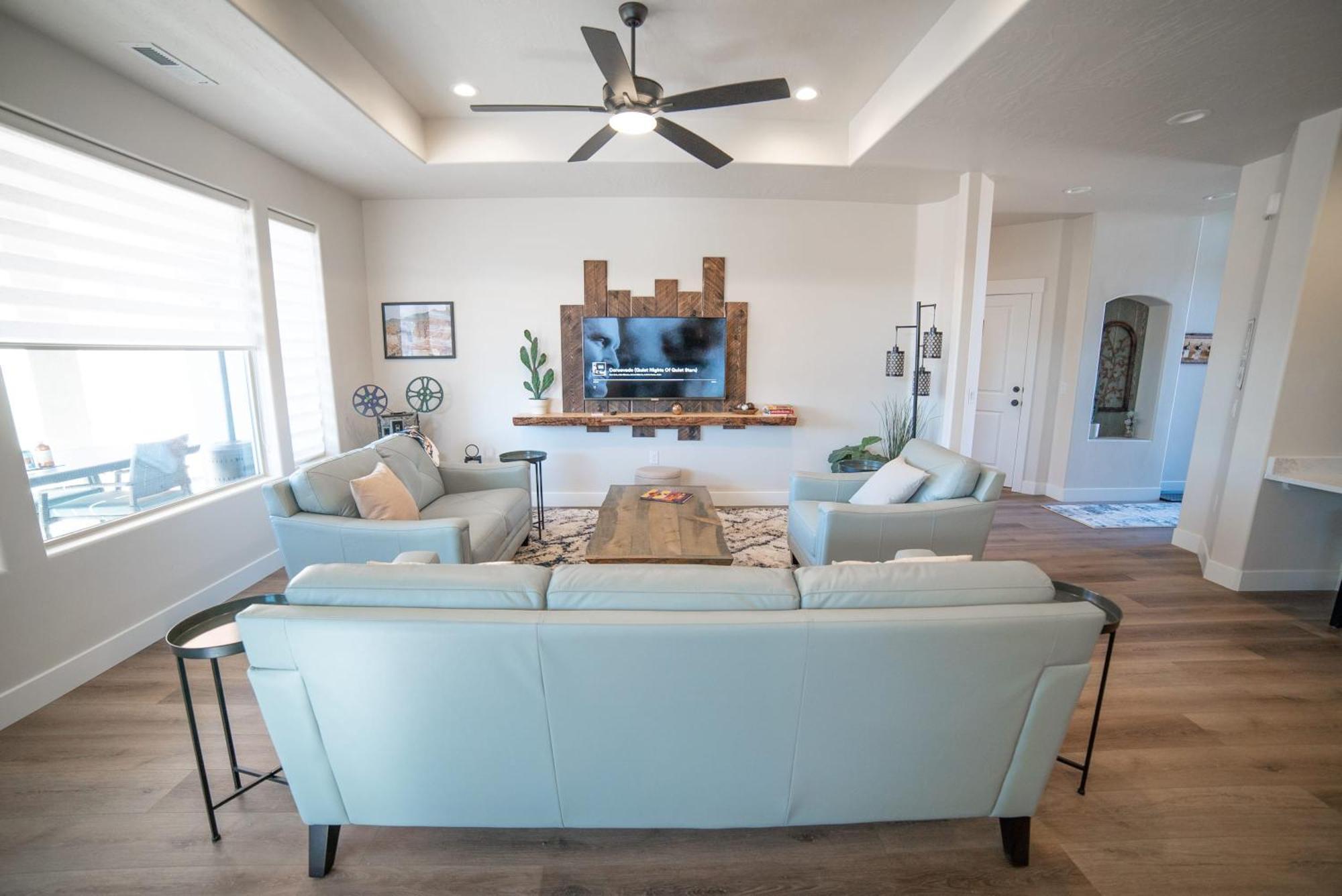 Hollywood Hangout - New West Properties Kanab Exteriör bild